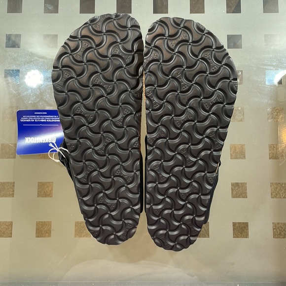 Birkenstock Women's Gizeh Thong Sandals - Picture 4 of 6